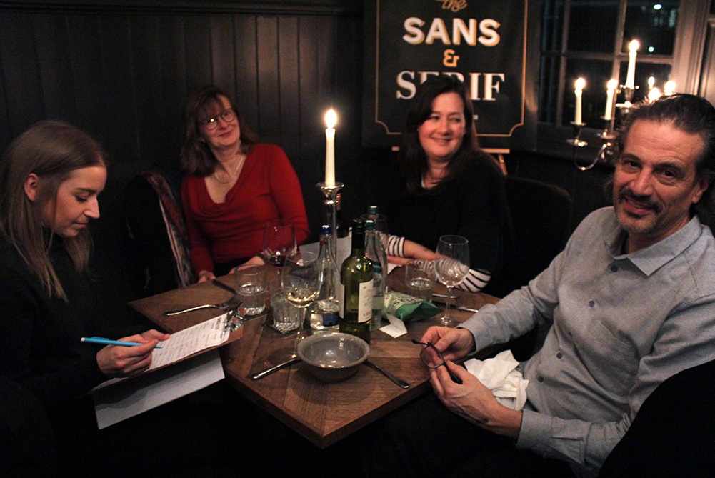 A quiz team photo A quiz team photo